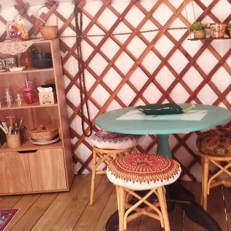 Luxury tent La Yourte Serenity Des Volcans *