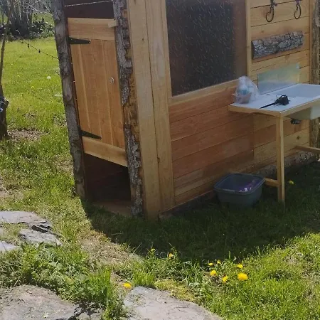 Luxury tent La Yourte Serenity Des Volcans Saint-Saturnin (Cantal)